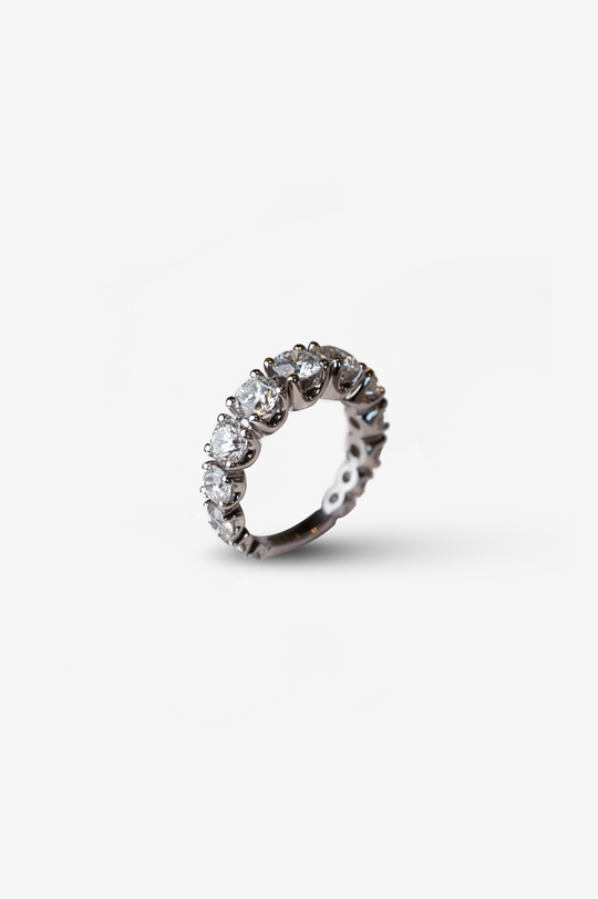 White Gold Ring with Diamonds