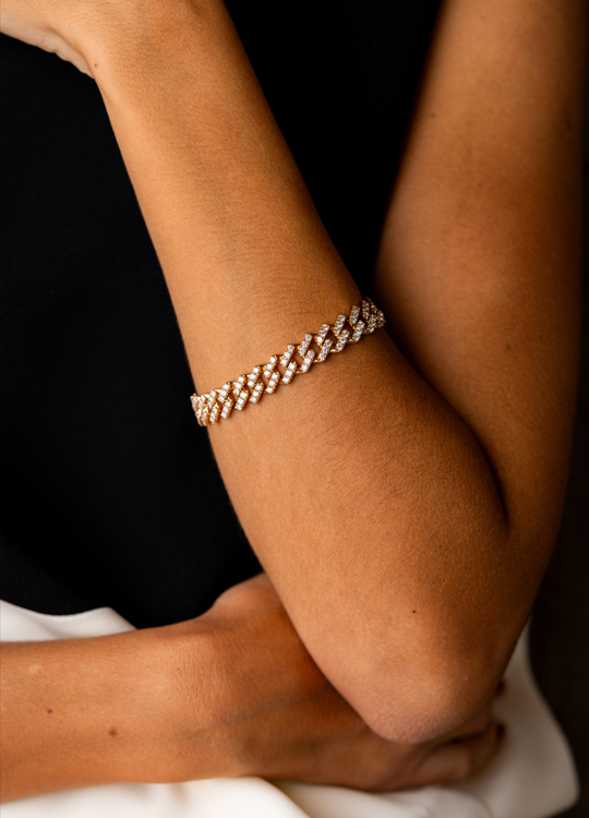 Yellow Gold and Diamonds chain Bracelet