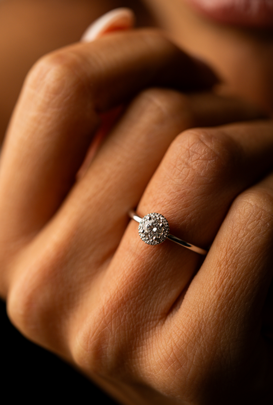 White Gold And Diamonds Engagement Ring