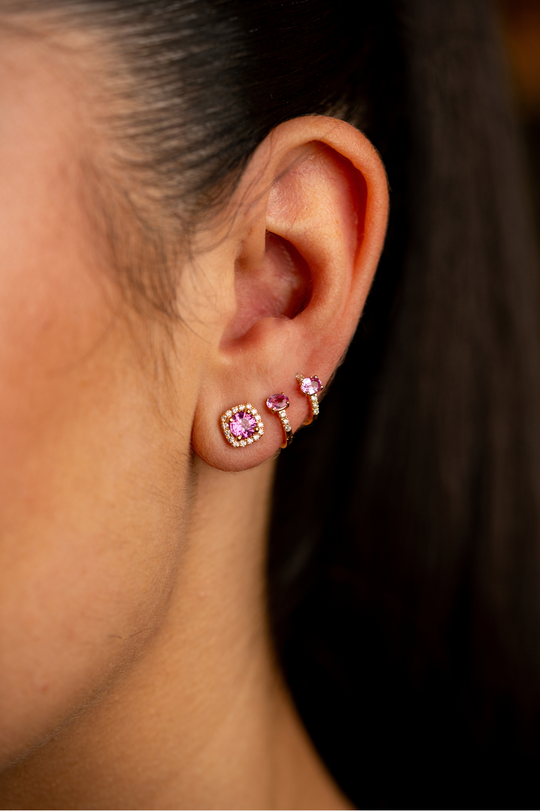 Oval Gold Earring with Diamonds and Sapphires