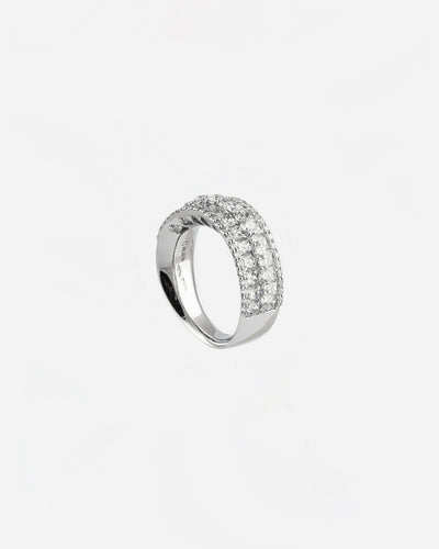 White Gold and Diamond Engagement Ring V